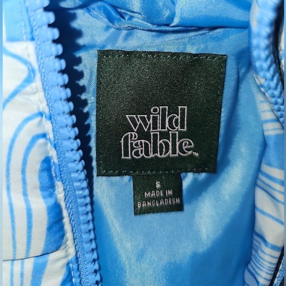 Puffer jacket blue & white marbled swirl size Small fashion-forward winter coat - Picture 8 of 8